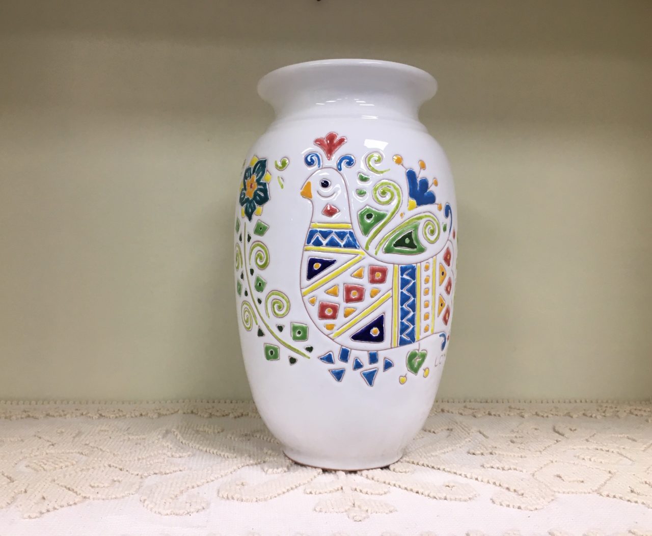Vaso in ceramica con decoro pavoncella Loddo