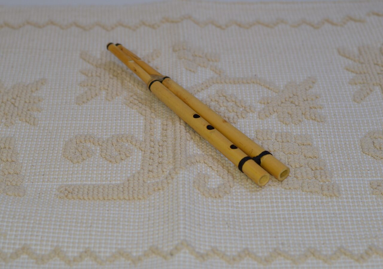 Doppia Benas- strumento musicale sardo in artigianato sardo