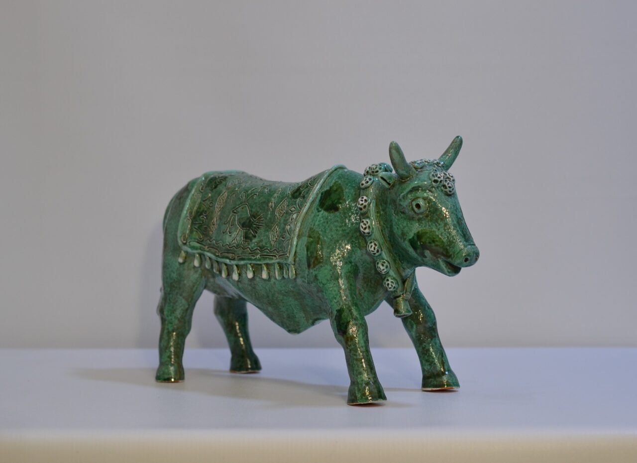 Toro in ceramica sarda – La Fenice